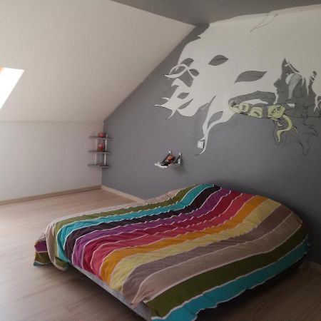 Chambre A Villemandeur Chez L'Habitant 外观 照片