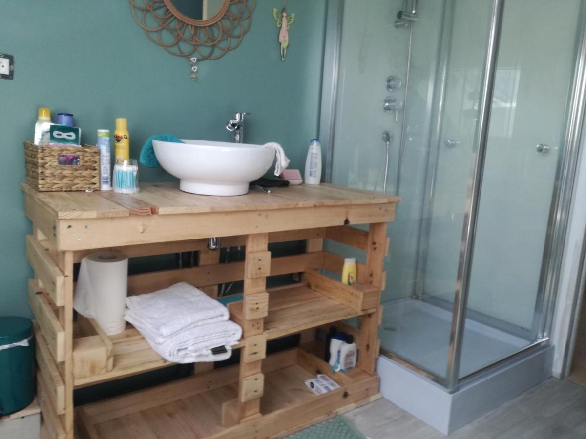 Chambre A Villemandeur Chez L'Habitant 外观 照片